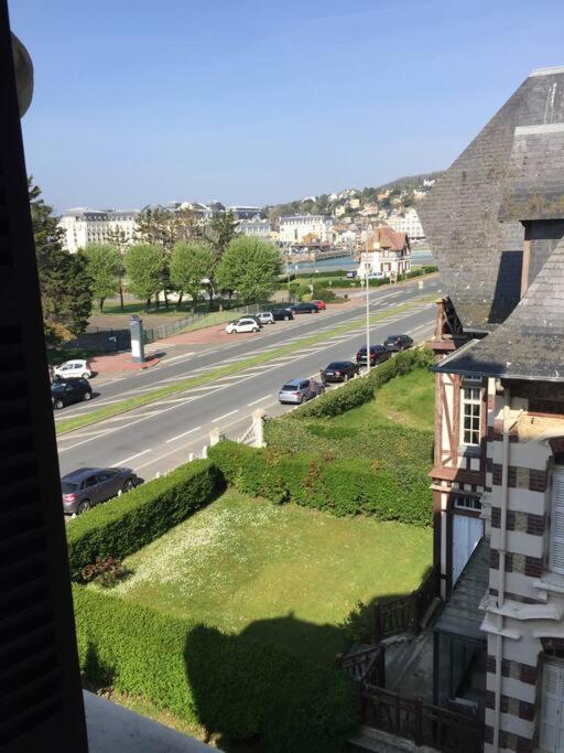 Les Embruns - Plein Ciel - Appartement 3Eme Etage Deauville Exterior photo